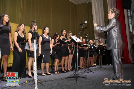 JM Momentos 86