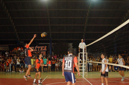 Intercursos volei