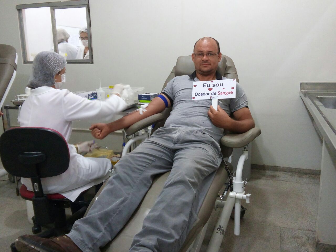 1 voluntario Hemonucleo