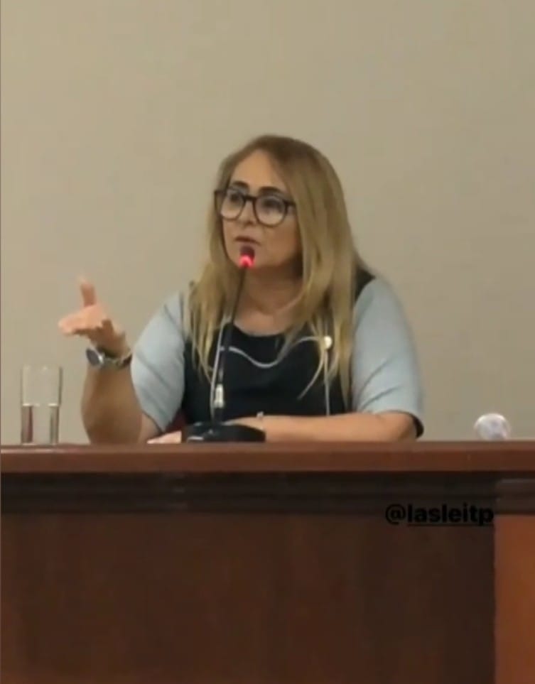 professora unirg laslei
